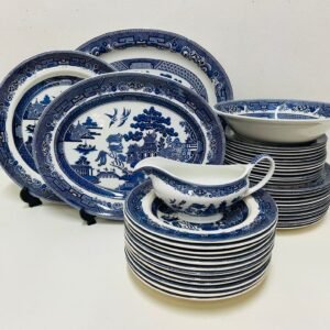 Vajilla 12 pax Blue Willow by Johnson Bros Inglaterra 1950’s
