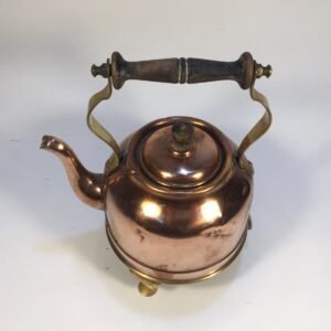 Antigua tetera inglesa de cobre de 1911 sellada Nº patente 28779