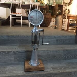 Antiguo extractor de aceite profesional Nerbis España años 40 polea en funcionamiento