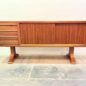 Aparador midcentury Gplan en madera de teca Inglaterra 1950’s