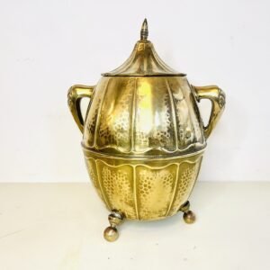 Boullé Arabia Mirkesh en latón Martelado 1970’s