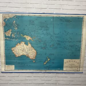 Antiguo Mapa físico de escuela de Oceanía by A.Minelli  para Vallardi Didattica 1980’s 140x100 cm