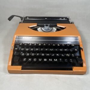 Máquina de escribir Facit 1601 Japón 1960’s N. Serie 021187 29x34x10