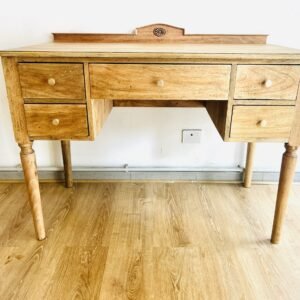 Antiguo escritorio George III en madera maciza finales S.XIX