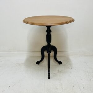 Velador victoriano “ Sussex” by La Opalina 70x55 cm