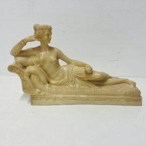 “Venus Victrix” By Antonio Cánova en alabastro pulido Italia 1970’s 33 Cm