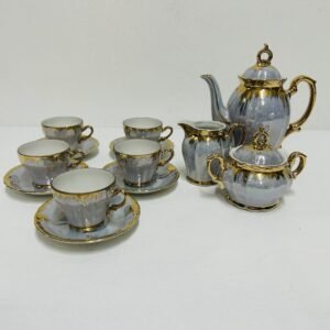 Juego de café Napoleón III en porcelana fina y oro 18K 1920’s