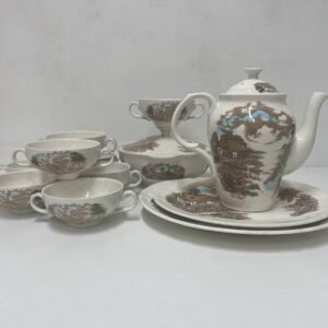 Milk and Tea set Throah Waftons Cottage Staffordshire by Alfred Meakin Inglaterra 1960’s