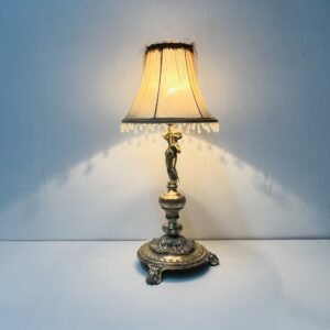 Lámpara “ Manenkis” en bronce tailed 1930’s 60 cm