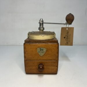 Molinillo de café Blanc by Peugeot Frerés Francia circa 1940’s , casa fundada en 1842