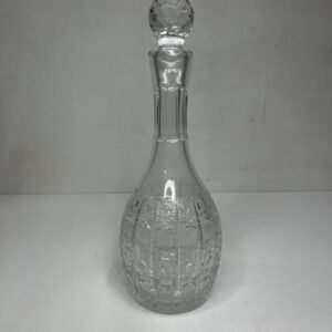 Licorera “ Novî” By Bohemia Ludwig Moser linie en cristal tallado 24%Pbo CZ 1950’s 33 cm