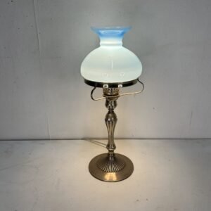 Lámpara de plata de ley “ Odiss clon tulipa en Opalina Blaue 1930’s