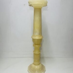 Antiguo pedestal de alabastro “ Volterra “ Italia 1930’s 78 cm