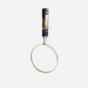 Antigua lupa técnica con cristal de aumento y mango de hueso ppos S.XX