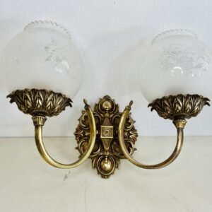 Aplique doble Baroque en metal tallado y tulipa glacé Francia 1930’s