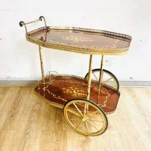 Barcart Goldwing Inglaterra 1960’s en marquetería y latón brocado