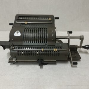 Máquina calculadora Brunsviga 20 by Grimme Natalis & Co ,Braunschweig -Alemania 1931-1939 serial 260030